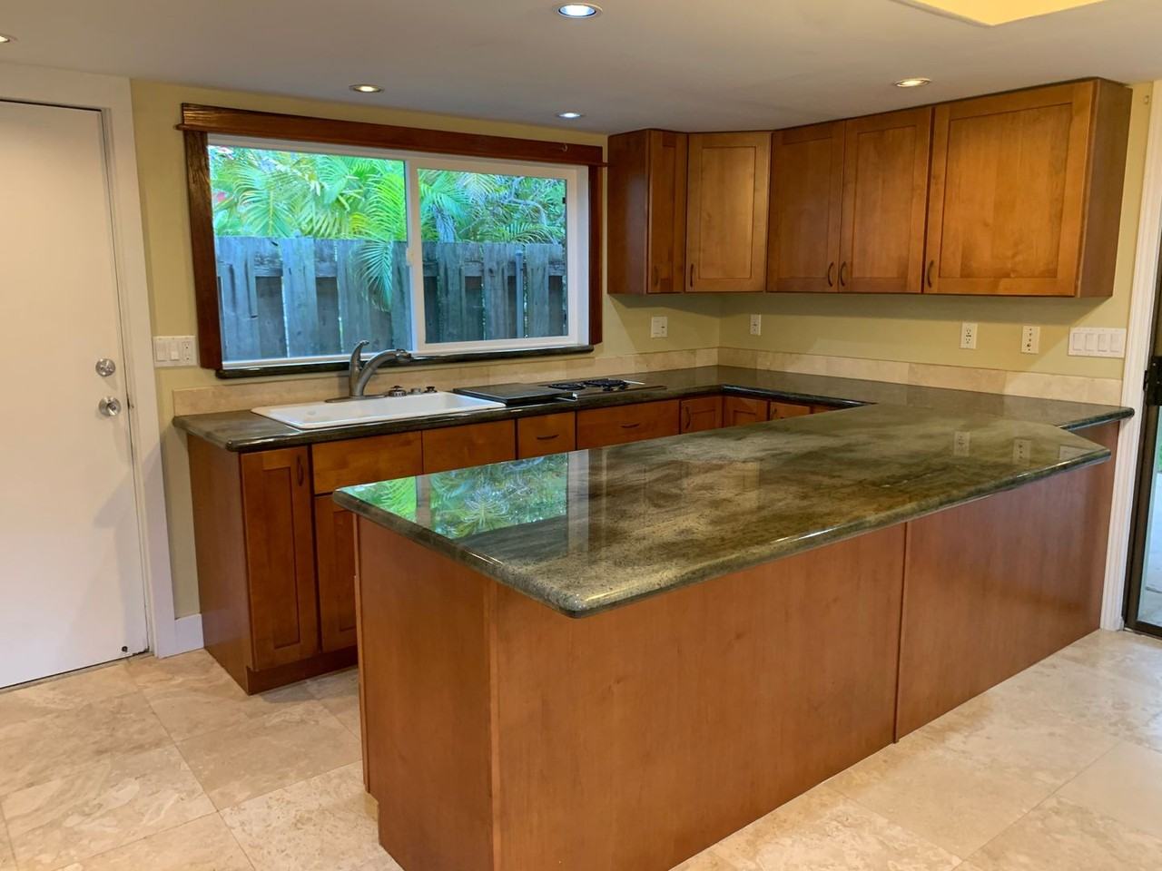 130B Ulupa St - Photo 4 of 15