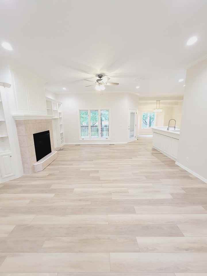 2753 S Marlborough Ave - Photo 2 of 43