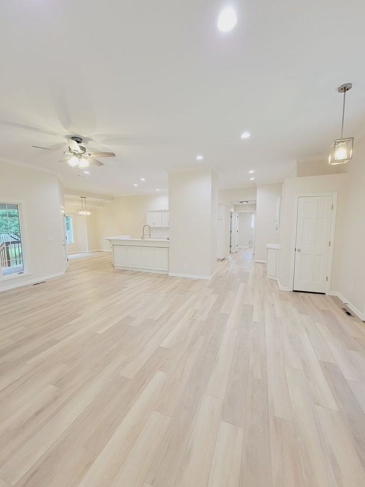 2753 S Marlborough Ave - Photo 3 of 43