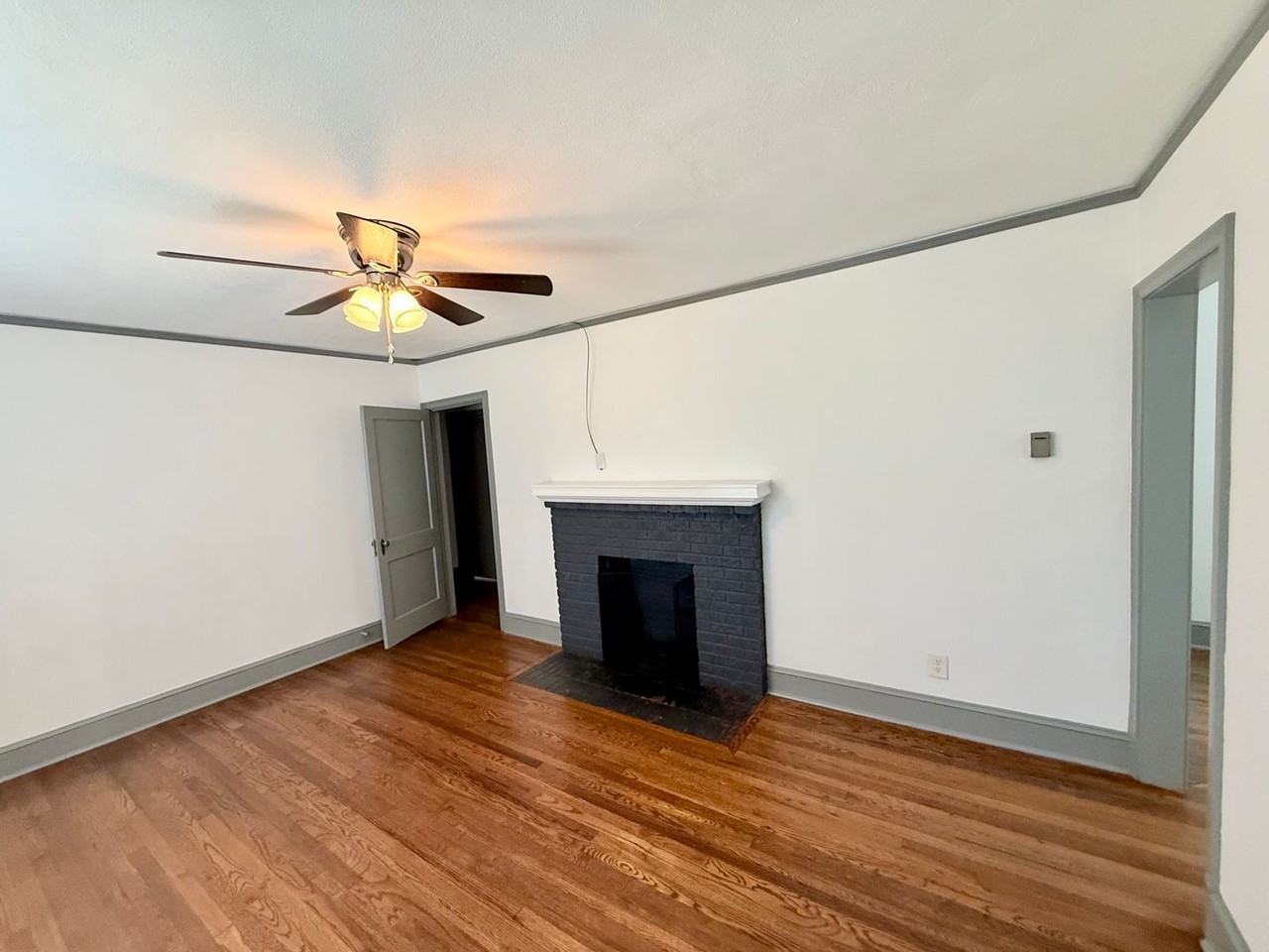 555 King Ave - Photo 3 of 30