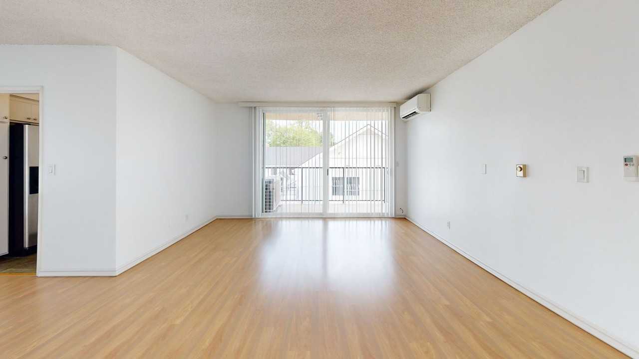 1115 Cordova St #102 - Photo 2 of 17