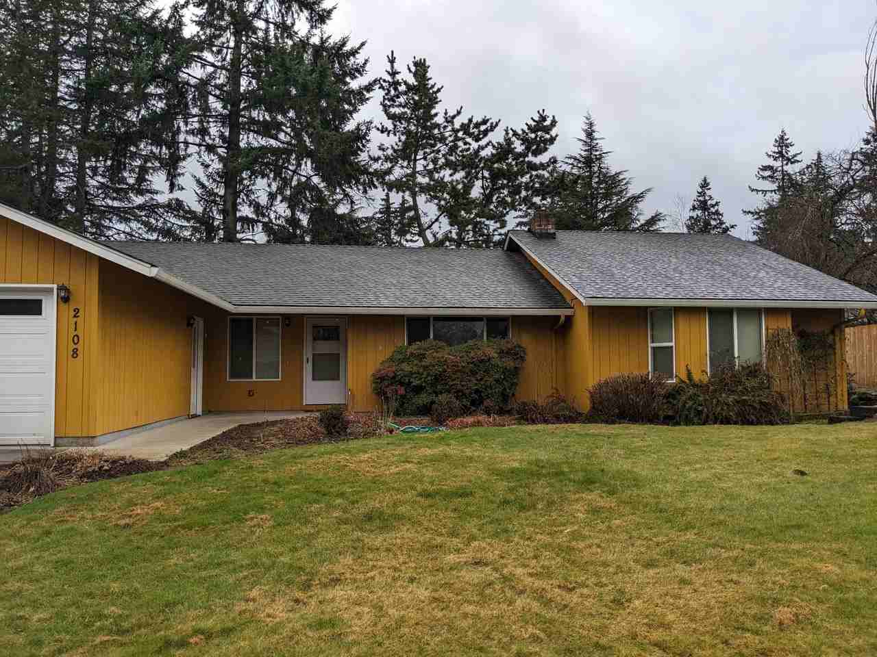 2108 Se 135th Ave - Photo 2 of 15