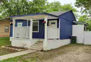 411 Washington St - Photo 1 of 1