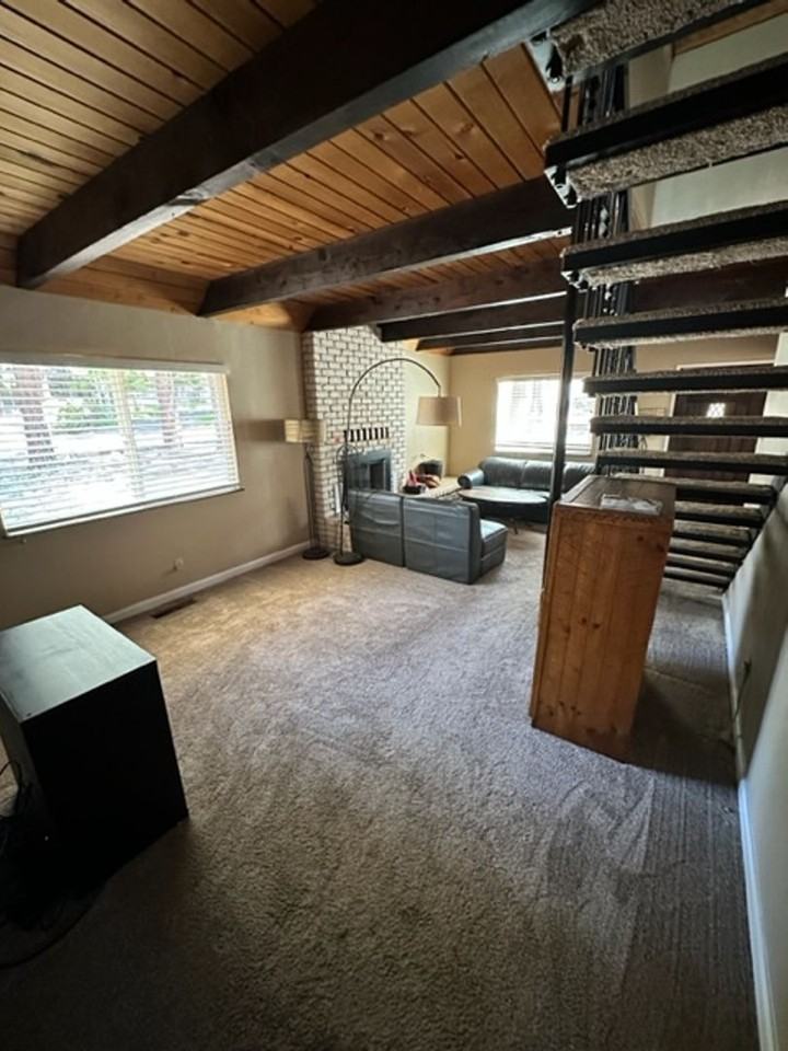 2541 Copper Way - Photo 2 of 18