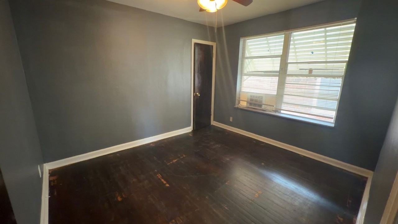5955 Floy Ave - Photo 5 of 7