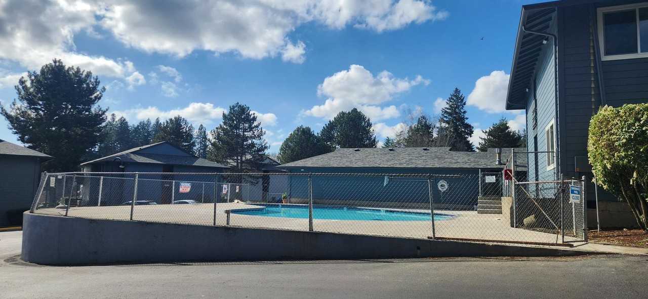 WINDMILL APARTMENTS - Photo 5 of 38