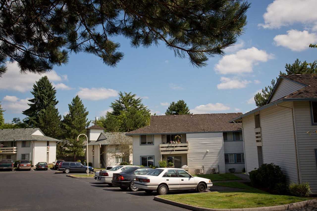 WINDMILL APARTMENTS - Photo 7 of 38