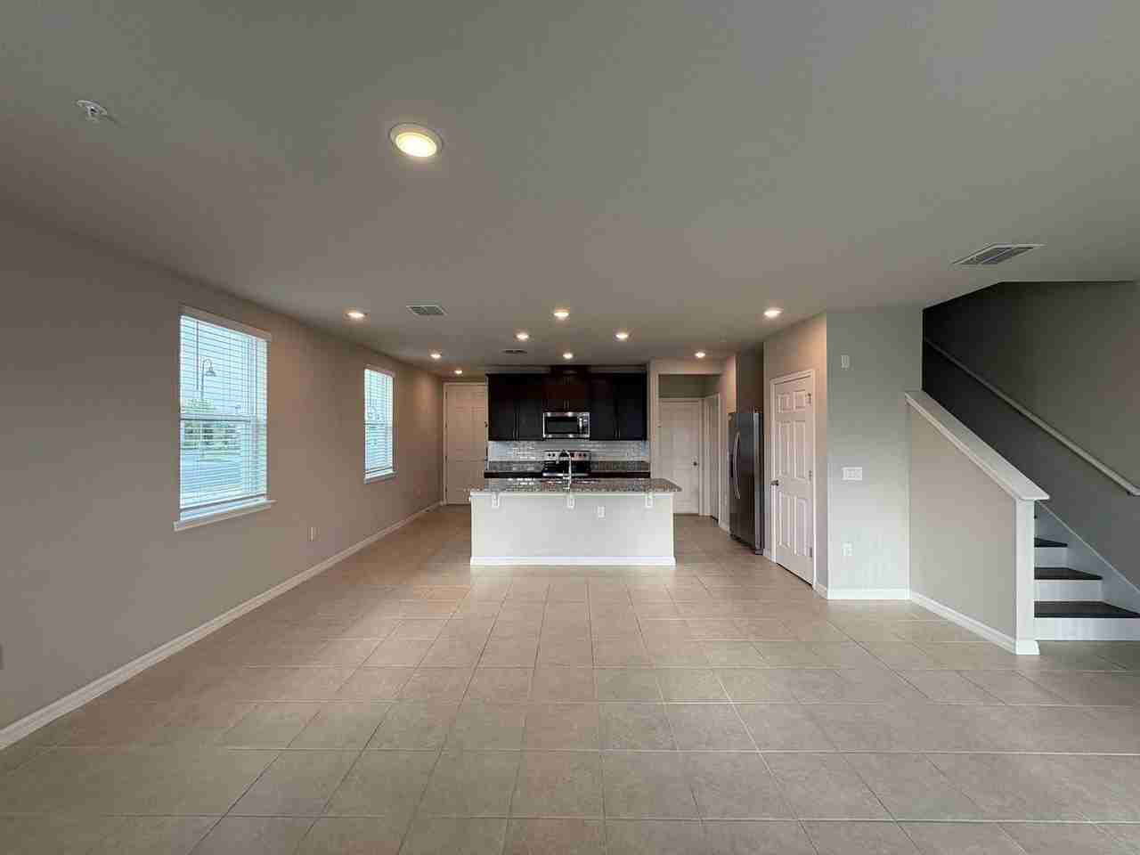 2509 Red Spruce Way - Photo 4 of 27