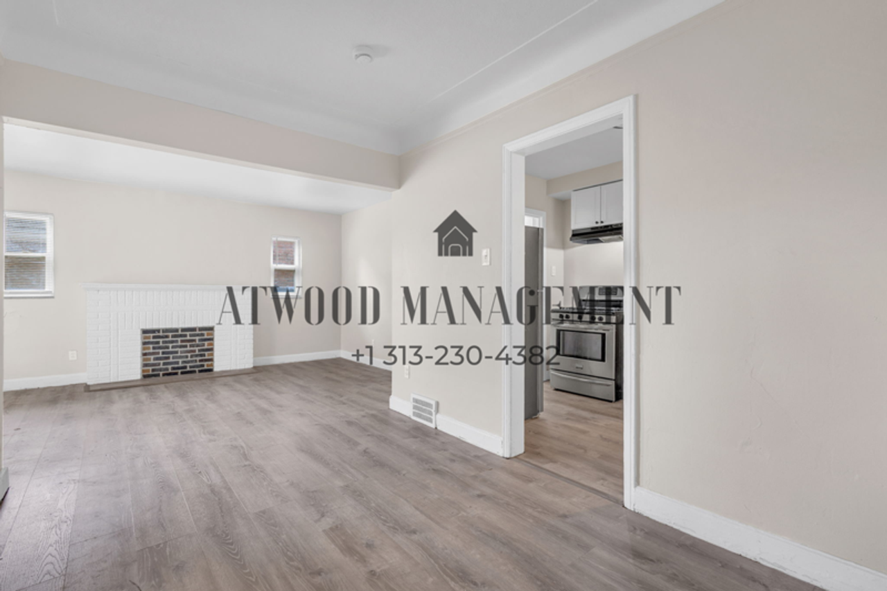 11397 Whitcomb St - Photo 3 of 12