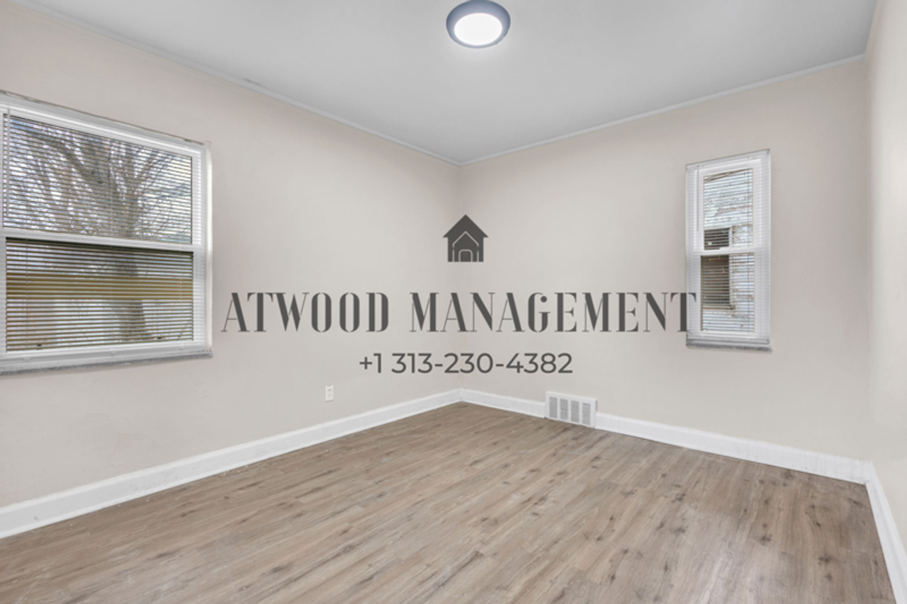 11397 Whitcomb St - Photo 5 of 12