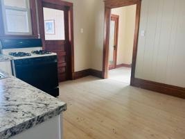 featured image of 440 Winona St