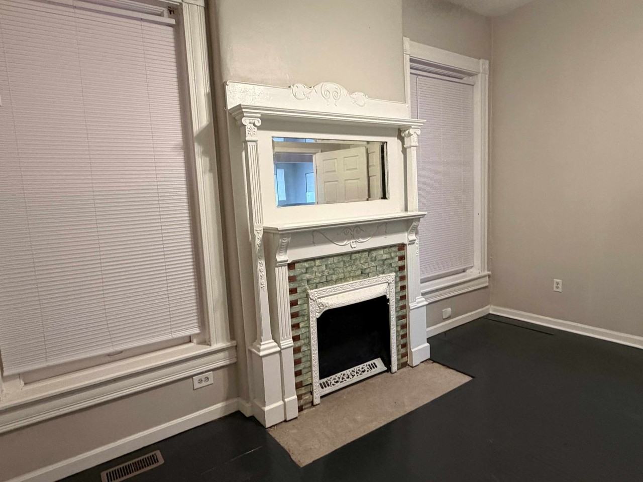 1702 S 2nd St - Photo 7 of 8