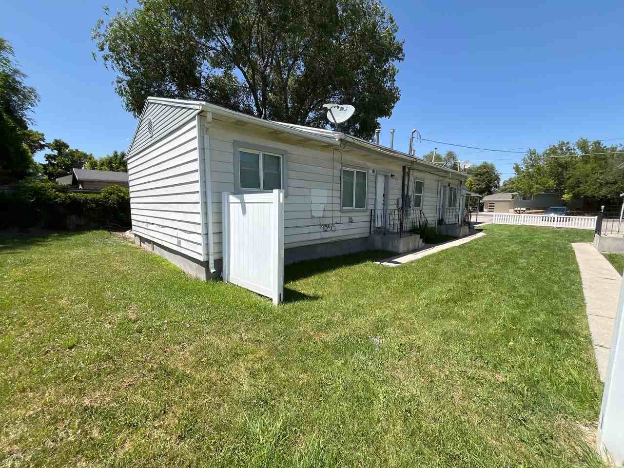 1597 W 12800 S - Duplex - Photo 3 of 10