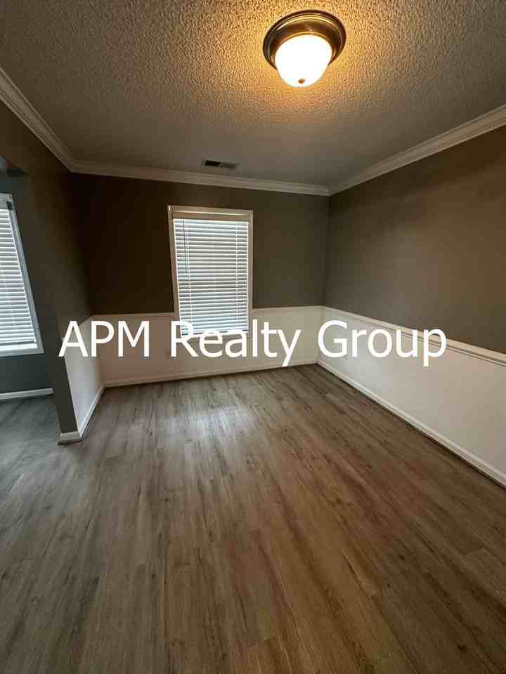 218 Sepia Ct - Photo 4 of 16