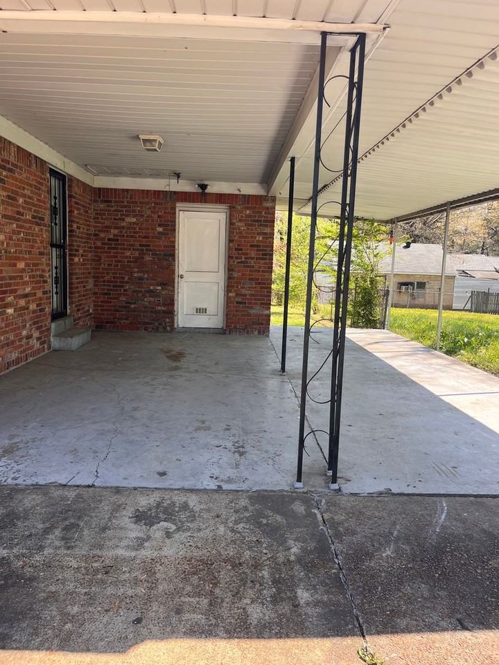 3236 Sunrise St - Photo 3 of 16