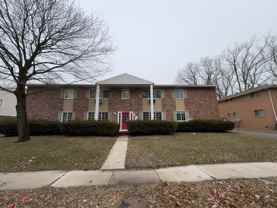 1540 Brooke Park Dr, Toledo OH 43612 - Photo 1 of 1
