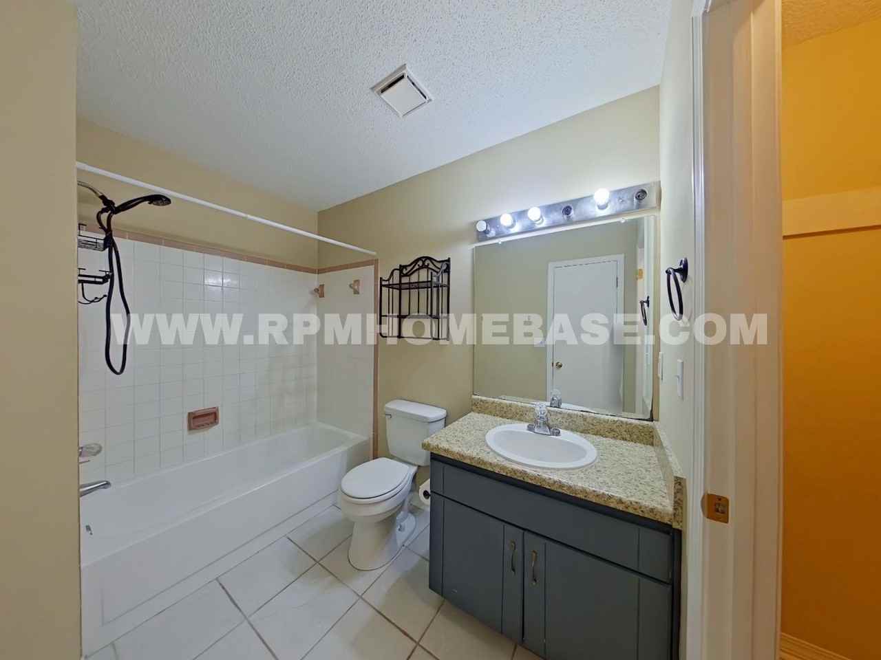 113 Springwood Cir - Photo 7 of 19