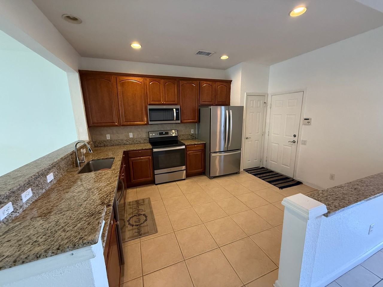 15132 Windmill Harbor Ct - Photo 2 of 13