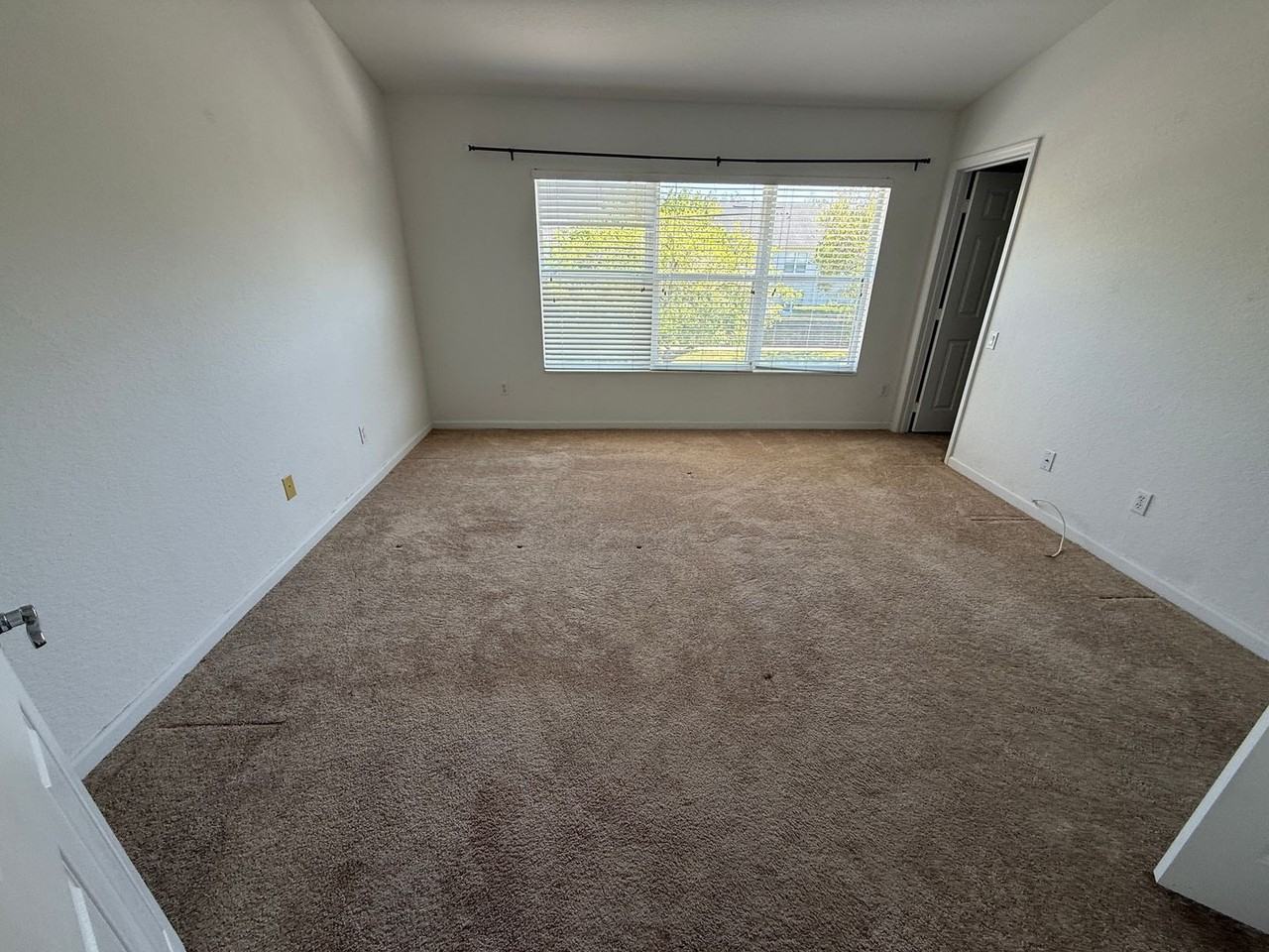 15132 Windmill Harbor Ct - Photo 6 of 13