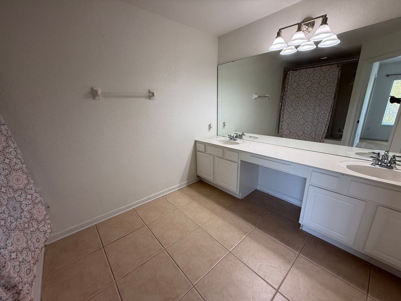 15132 Windmill Harbor Ct - Photo 7 of 13