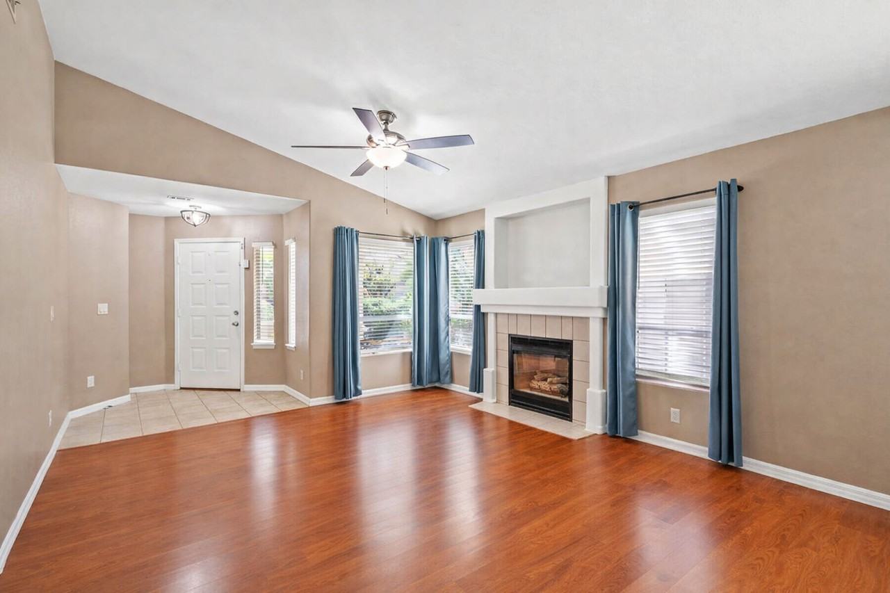 3325 Indian Moon Dr - Photo 7 of 27