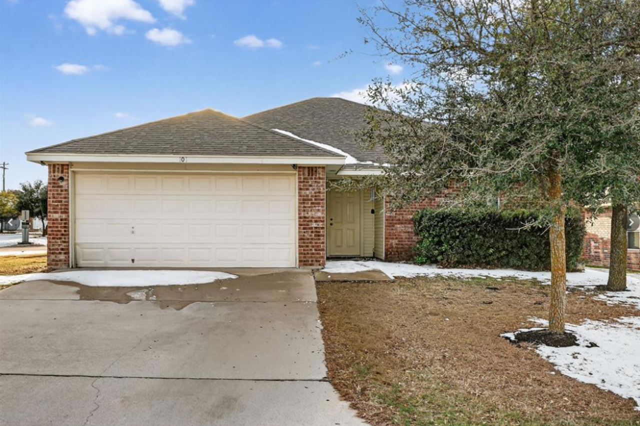 101 Soapstone Dr - Photo 4 of 4