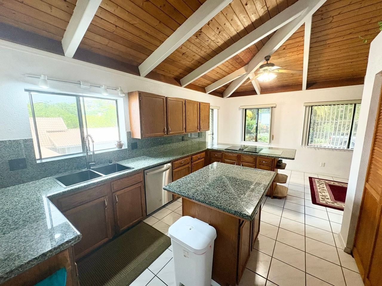 77-6441 Walua Rd - Photo 7 of 29