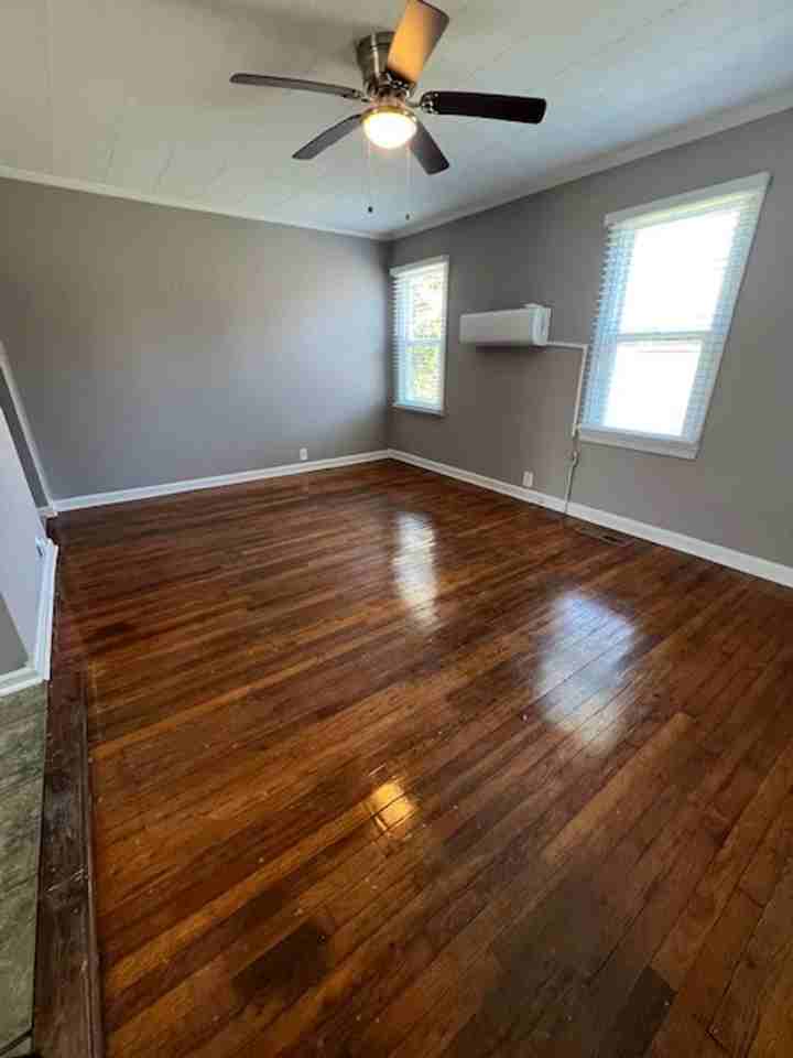 611 Arnall St - Photo 3 of 9