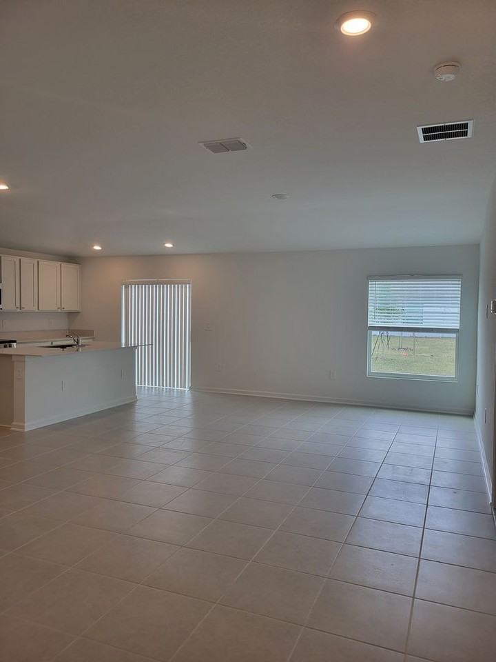 2114 Lasso Loop - Photo 4 of 12