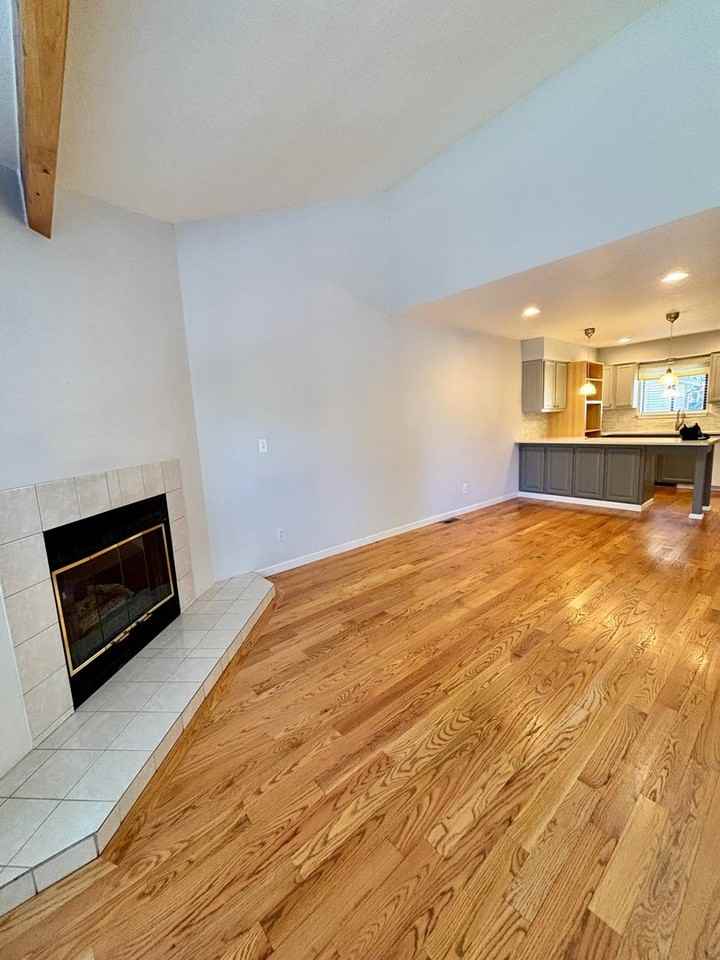 1005 Homestake Dr - Photo 6 of 31