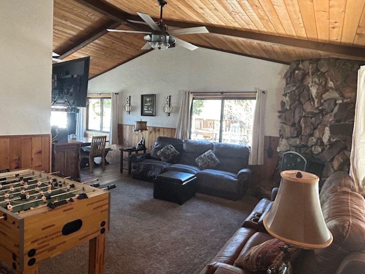 42720 Peregrine Ave - Photo 3 of 20