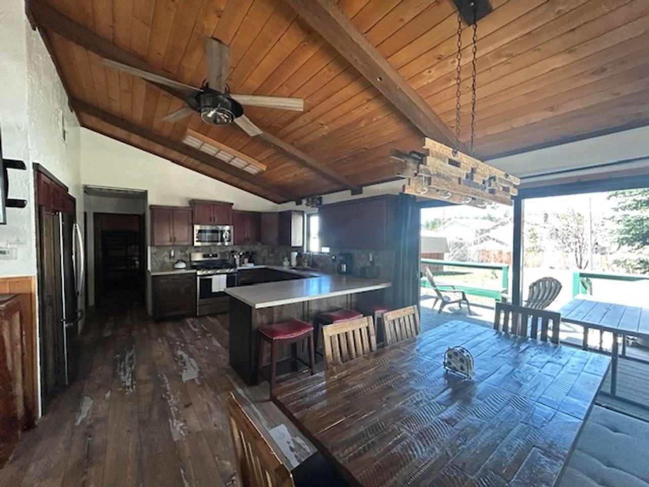 42720 Peregrine Ave - Photo 6 of 20