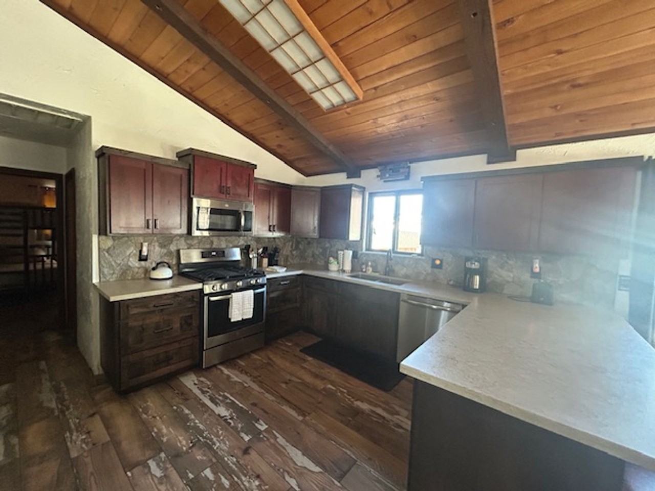 42720 Peregrine Ave - Photo 7 of 20