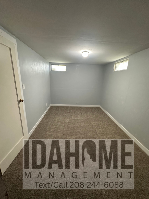 552 Euclid Ave - Photo 3 of 22