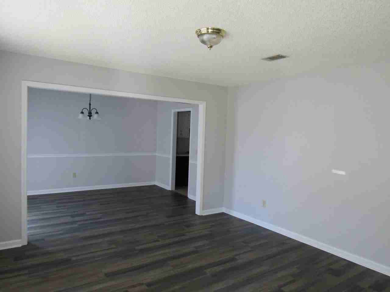 110 Tempest Ln - Photo 4 of 24