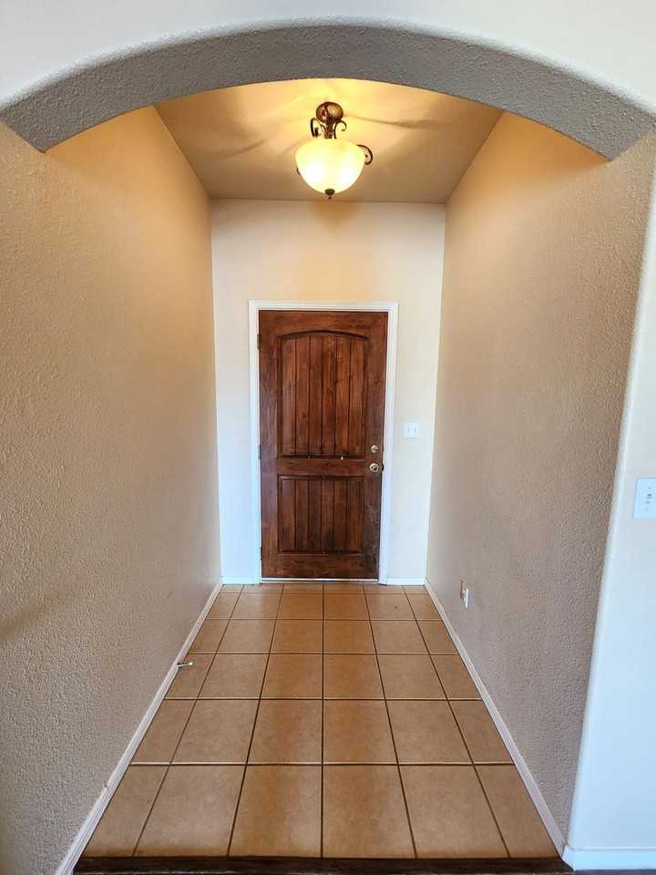 5859 Habanero Dr - Photo 5 of 39