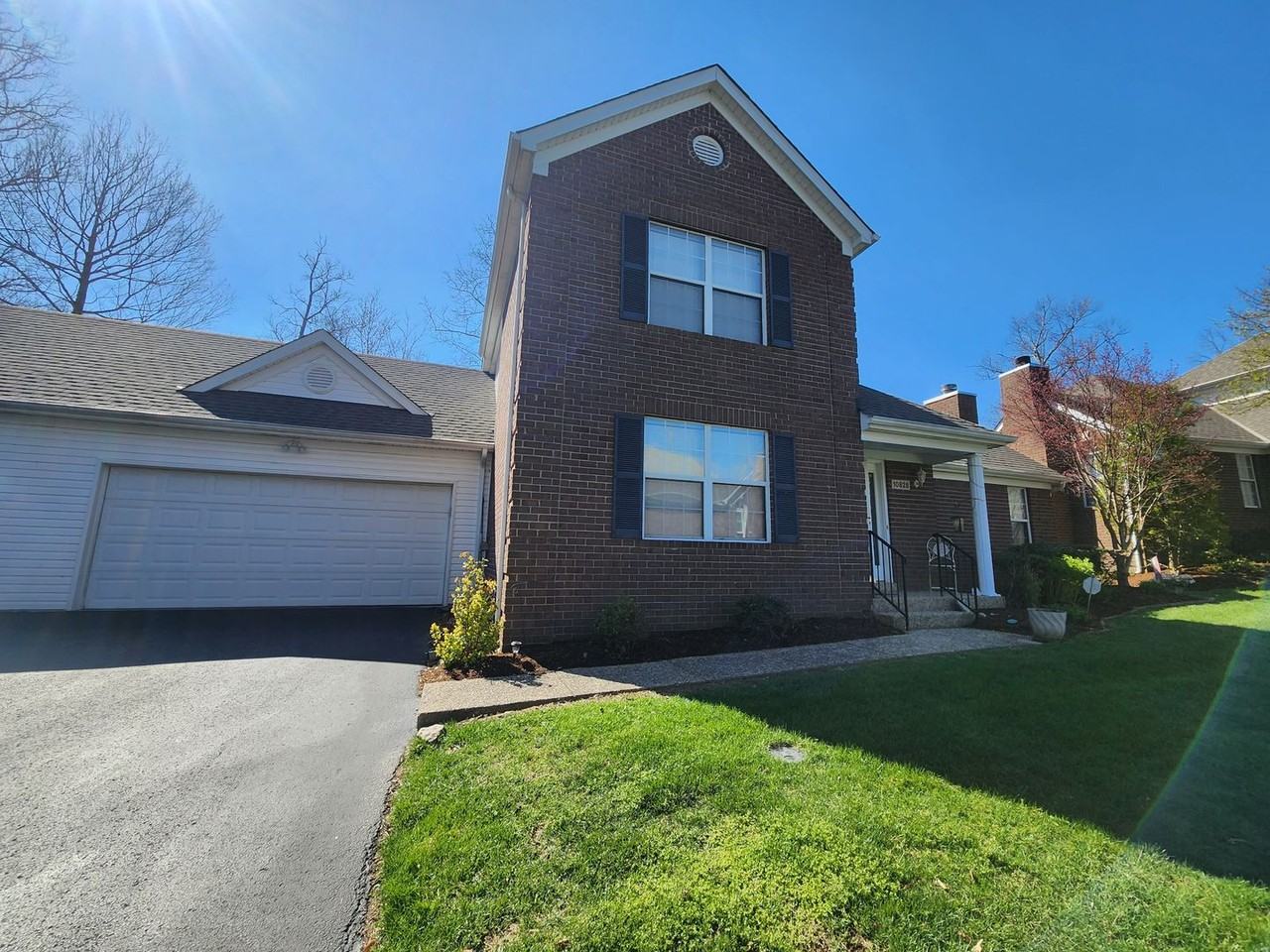 10828 Glenway Pl - Photo 2 of 34