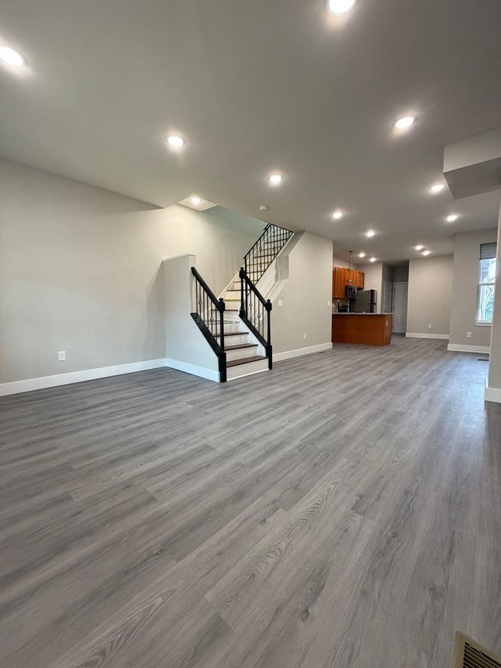 5216 W Columbia Ave - Photo 2 of 27