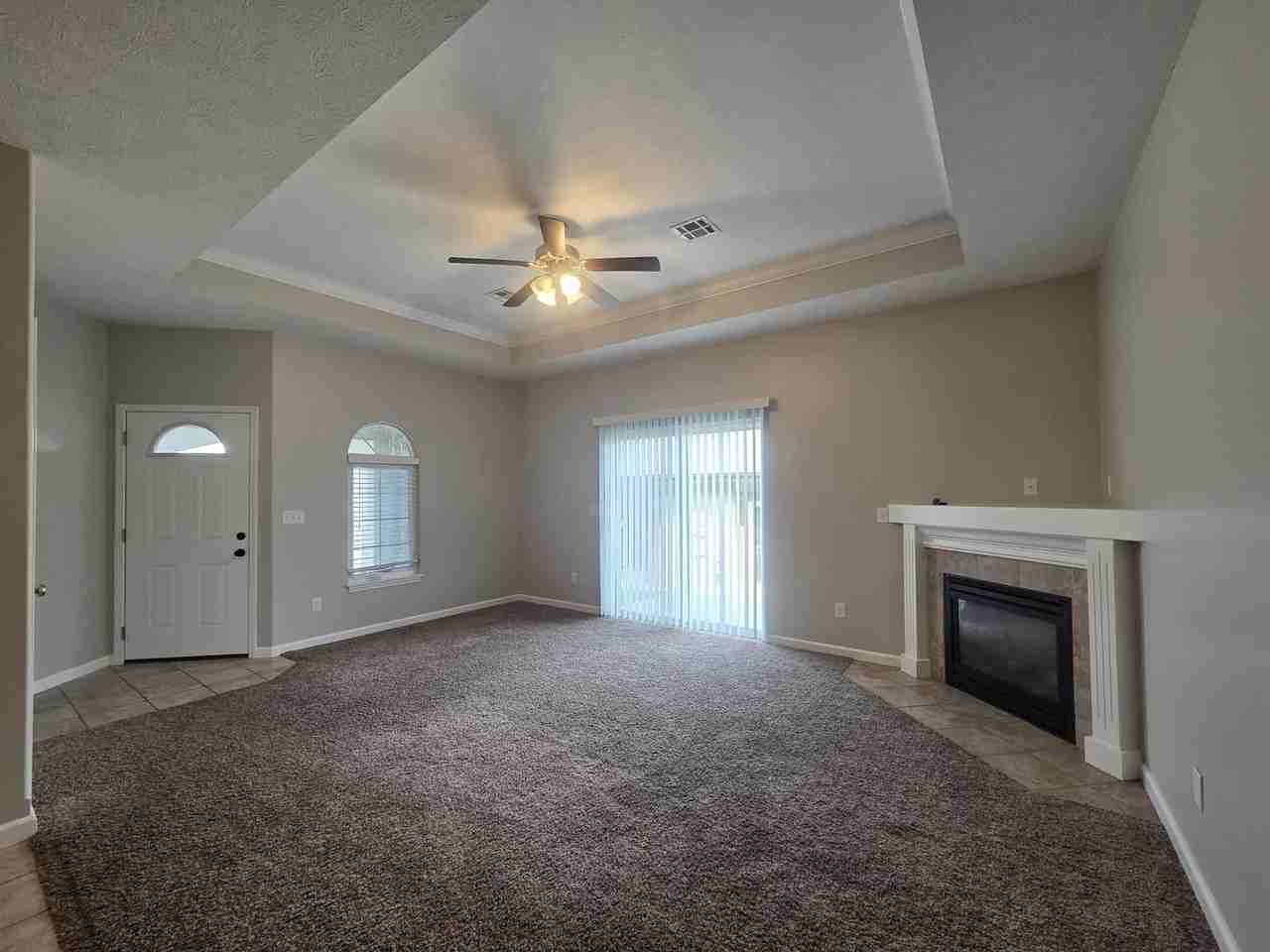 404 Michaels Ct - Photo 4 of 29