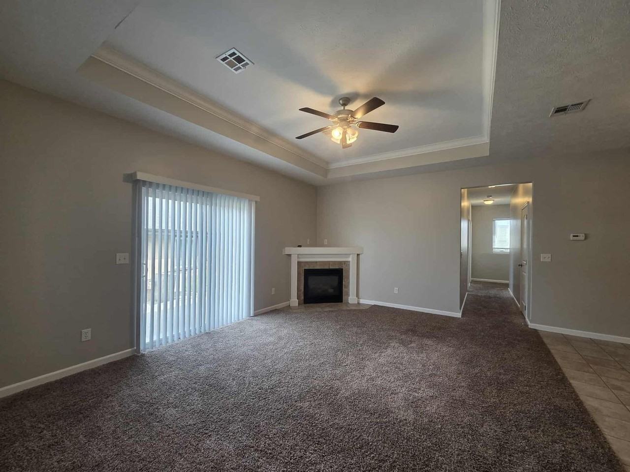 404 Michaels Ct - Photo 6 of 29