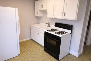 featured image of 3544 Bell St