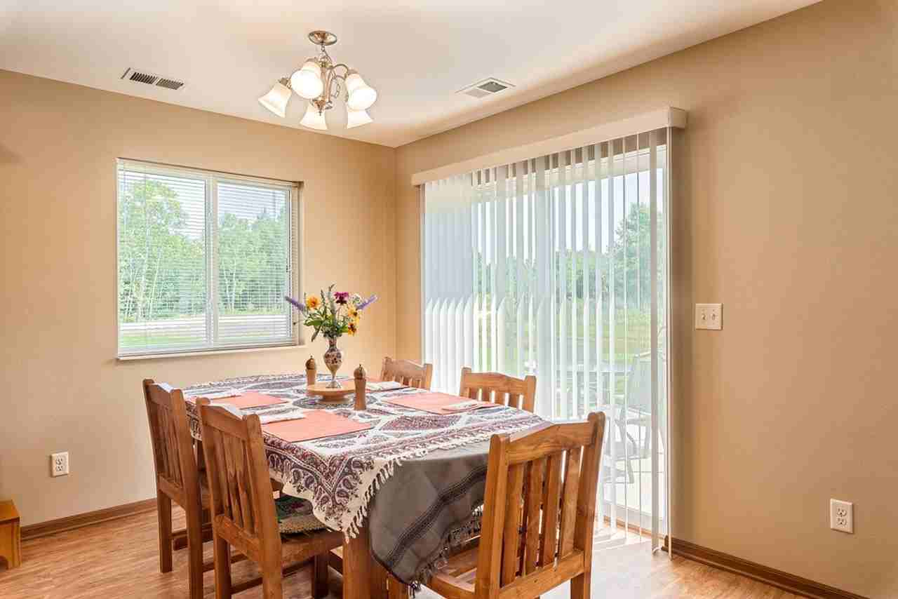 9010 Zimmerly Ave - Photo 2 of 6