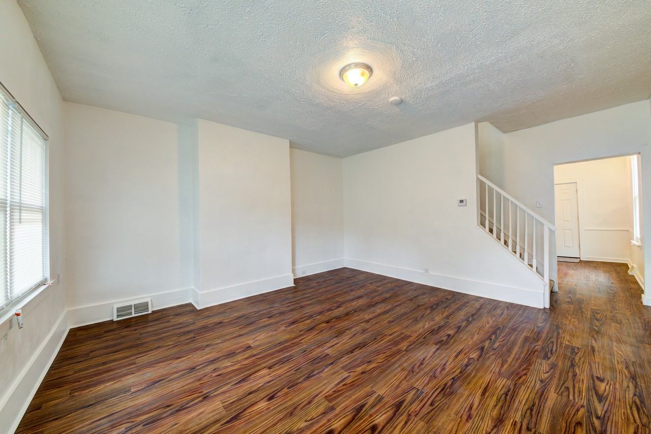 20 Penelope St - Photo 2 of 15