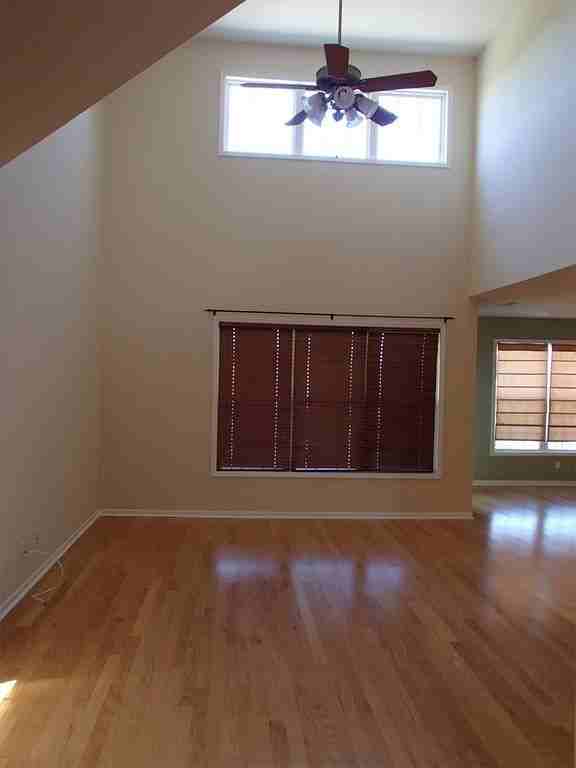 1028 Burton Pl - Photo 2 of 26