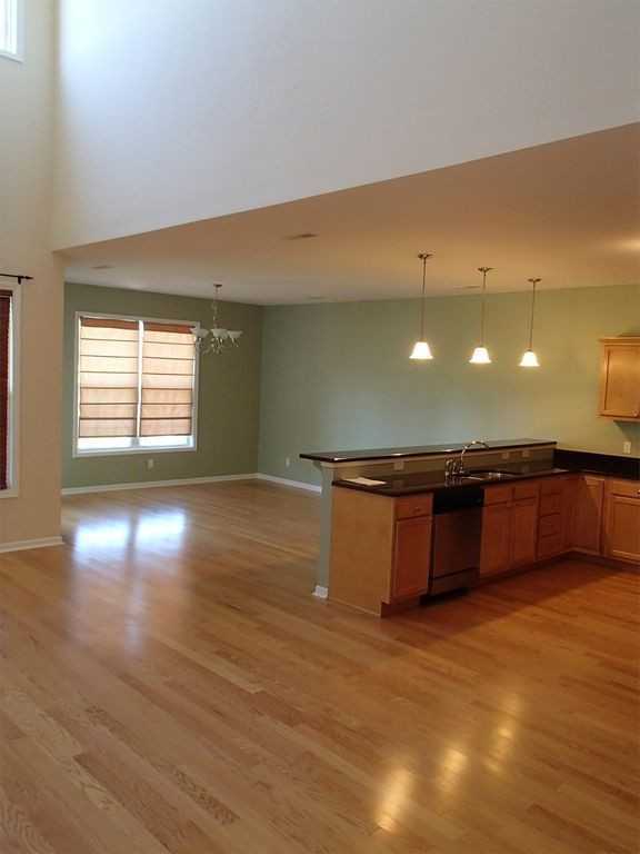 1028 Burton Pl - Photo 3 of 26