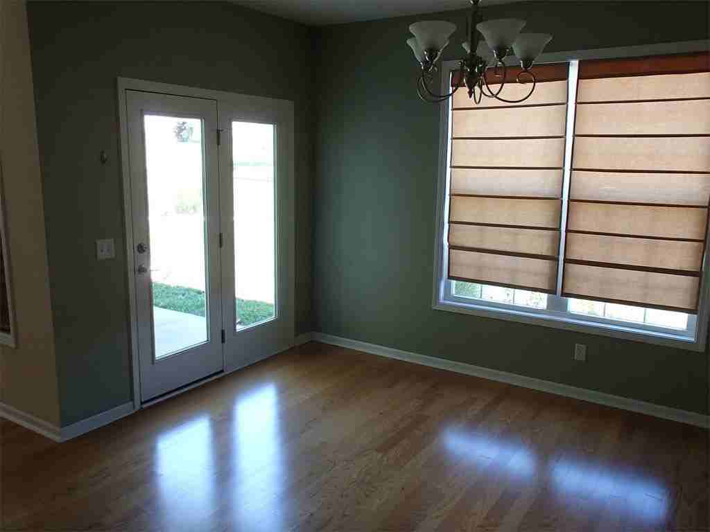 1028 Burton Pl - Photo 5 of 26