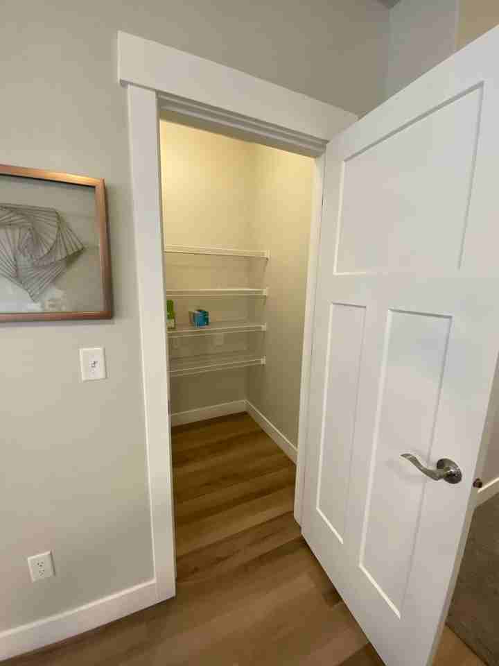 517 N 310 W - Photo 5 of 20