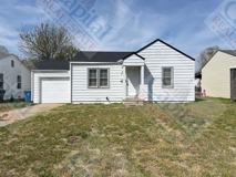219 E Douglas Dr - Photo 1 of 1