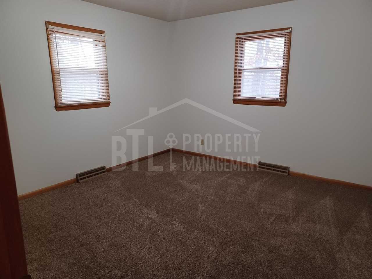 1705 Neihardt St #1705 - Photo 5 of 12