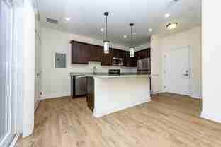 1040 1040 Broadway - 302 #302 - Photo 1 of 1